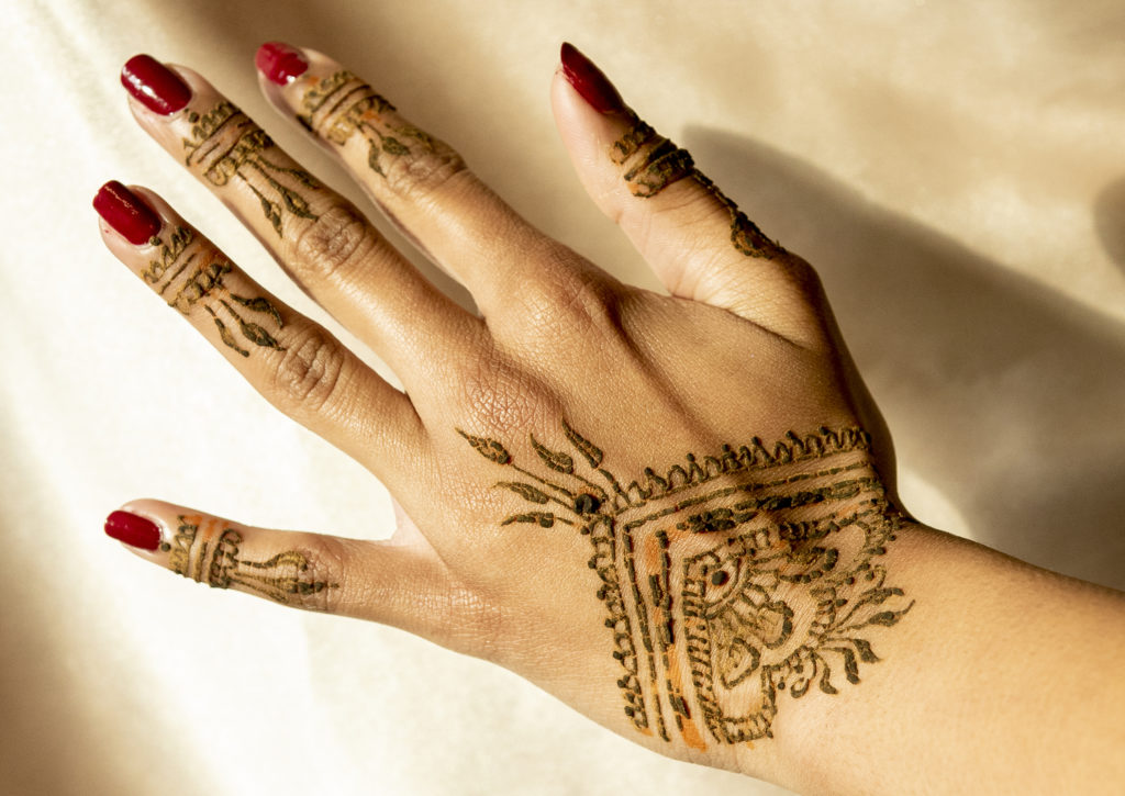 24 Henna Designs And Meanings To Inspire You In 2023 | Glamour UK